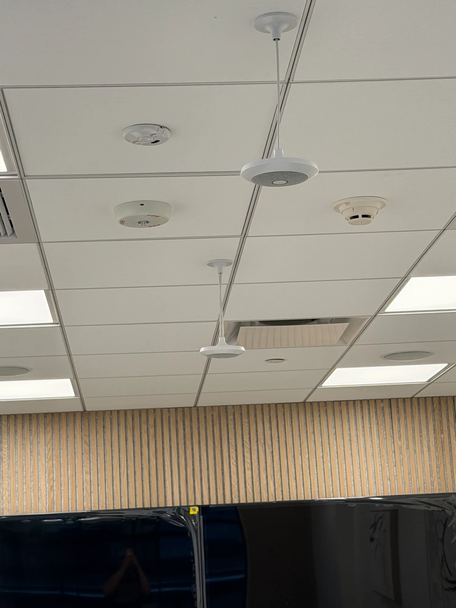 Commercial lighting control